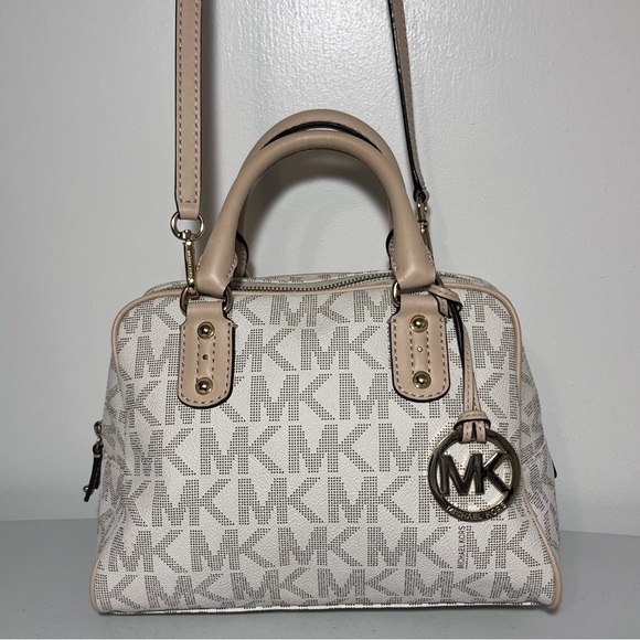 Michael Kors Signature Small Satchel Vanilla - Picture 1 of 12